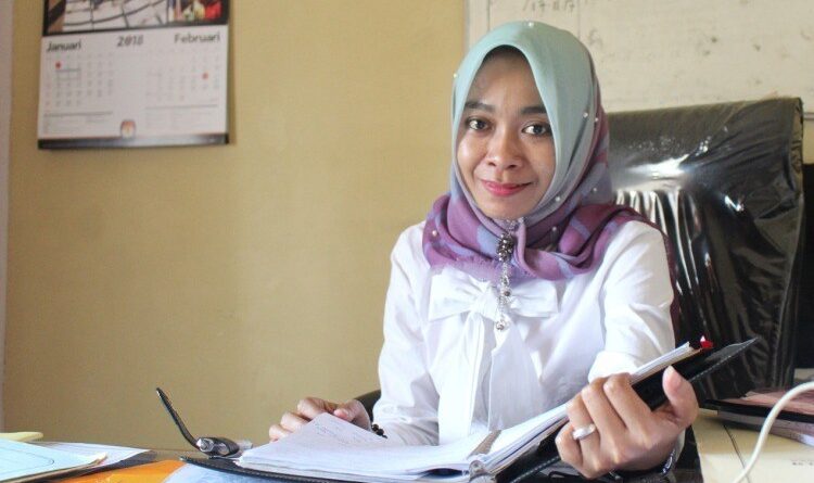 Foto Yanuk Sri Mulyani, Ketua KPU SUMBAR