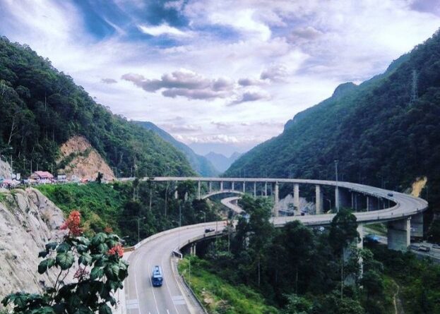 Foto Jembatan Layang Kelok Sembilan, Sumatera Barat