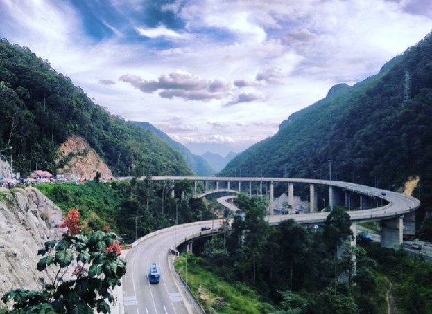 Foto Jembatan Layang Kelok Sembilan, Sumatera Barat