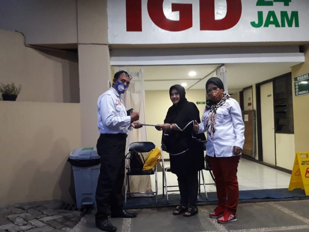 Foto bentuk kepedulian GEBU GAAS peduli sesama anggota