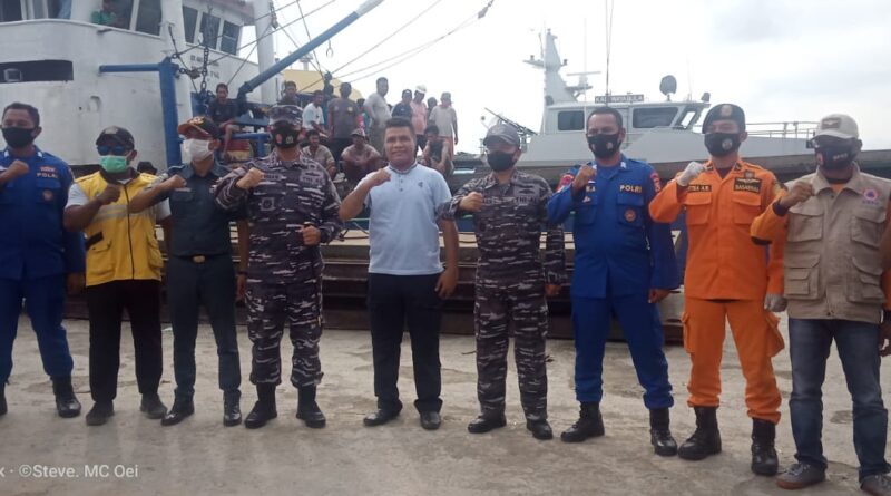 Foto Kal Wayabula milik TNI Angkatan Laut di pelabuhan morotai
