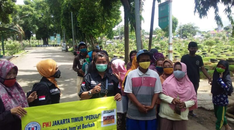 Foto FWJ Korwil Jakarta Timur Berbagi dan perduli sesama