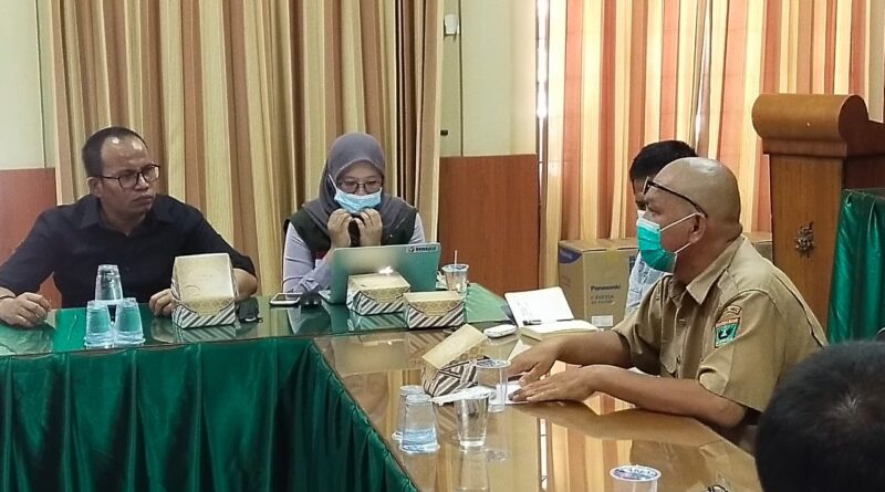Foto Vifner dalam rapat kordinasi (Rakor) dengan stakeholder seperti, Satpol PP, Perhubungan, Kominfo, Kepolisian dan Lo pasangan calon
