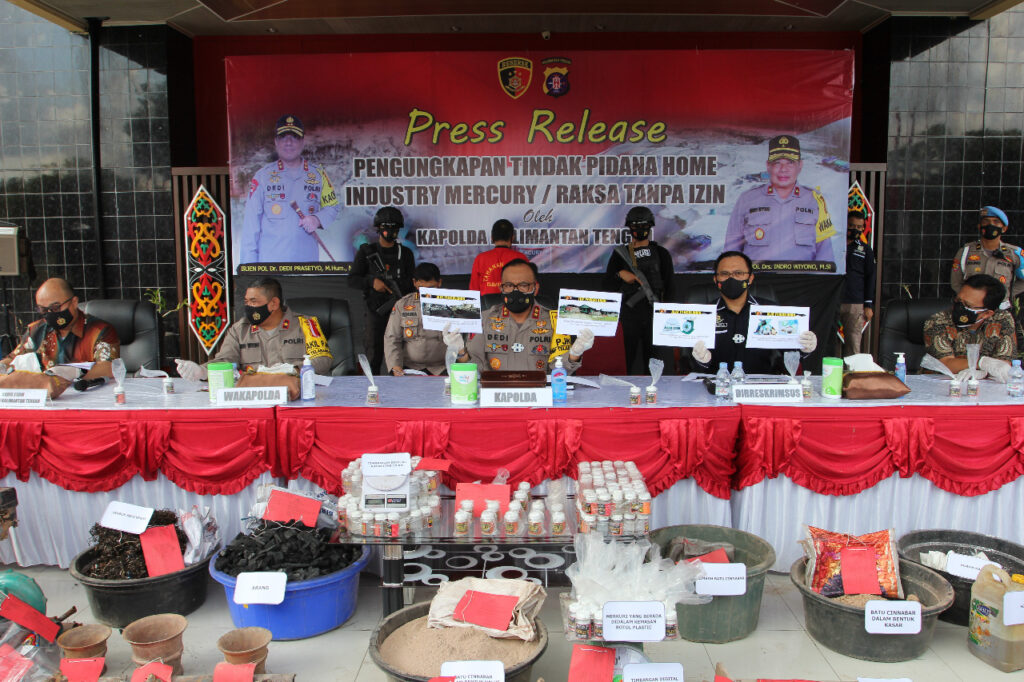 Foto Jajaran Direktorat Reserse Kriminal Khusus Polda Kalteng