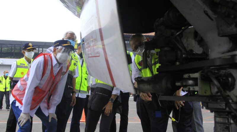 Foto Batik Air Ramp Check. Foto milik Angkasa Pura-ii