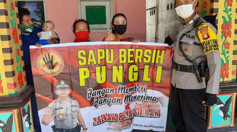 Foto Polsek Pahandut gencer edukasi masyarakat tentang saber pungli