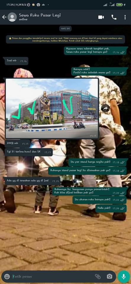 Foto tangkapan layar jual beli oleh oknum ilegal