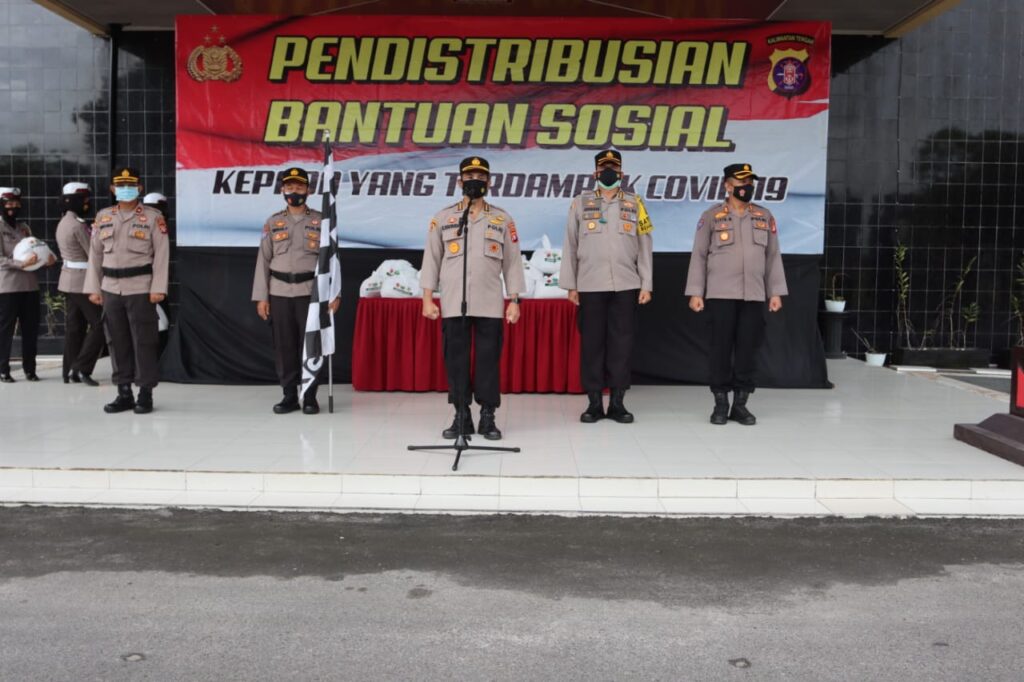 Foto jajaran Kapolda Kalteng akan baksos