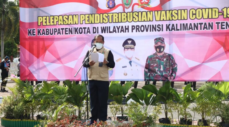 Foto Kapolda Kalteng Irjen Pol. Dr. Dedi Prasetyo hadiri kegiatan pelepasan tim distributor vaksin
