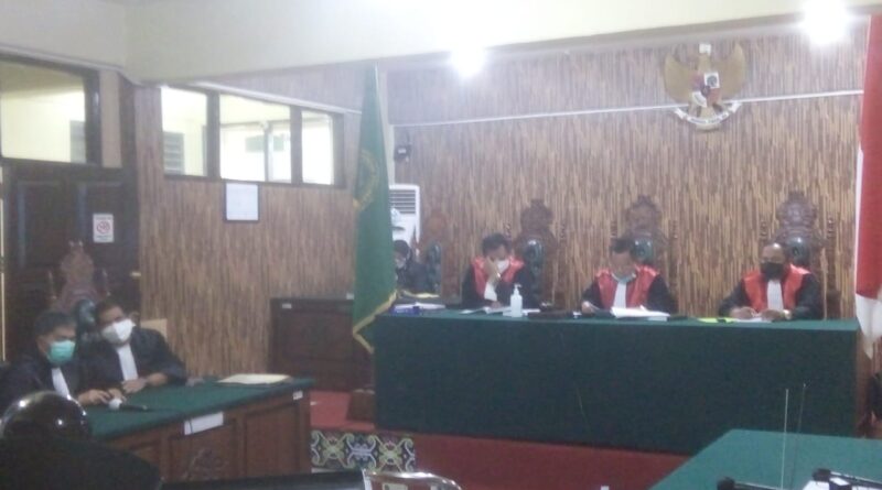 Foto mejelis hakim Pengadilan Tipikor Palangka Raya