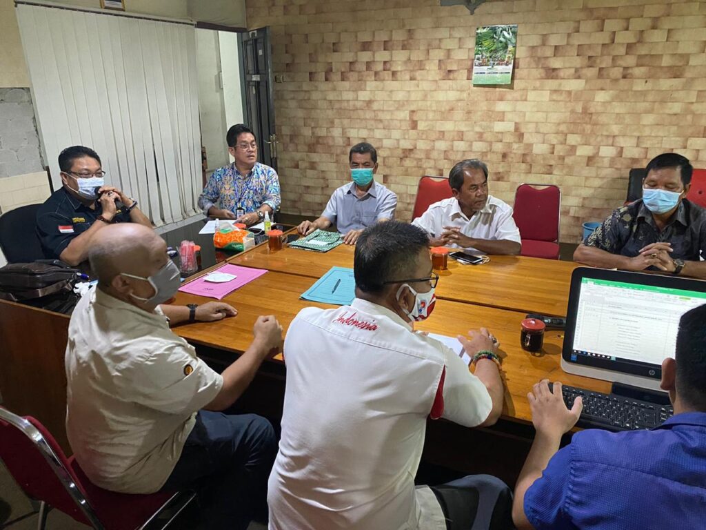 Foto saat pengurus KONI kalteng saat rapat