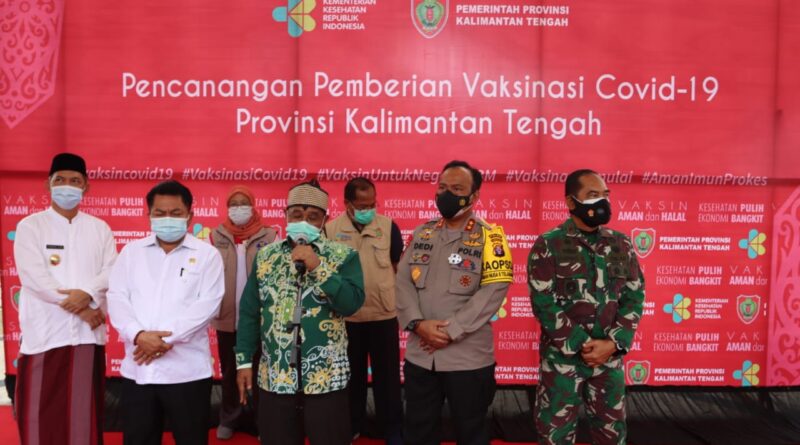 Foto pencanangan vaksinasi di Kalteng