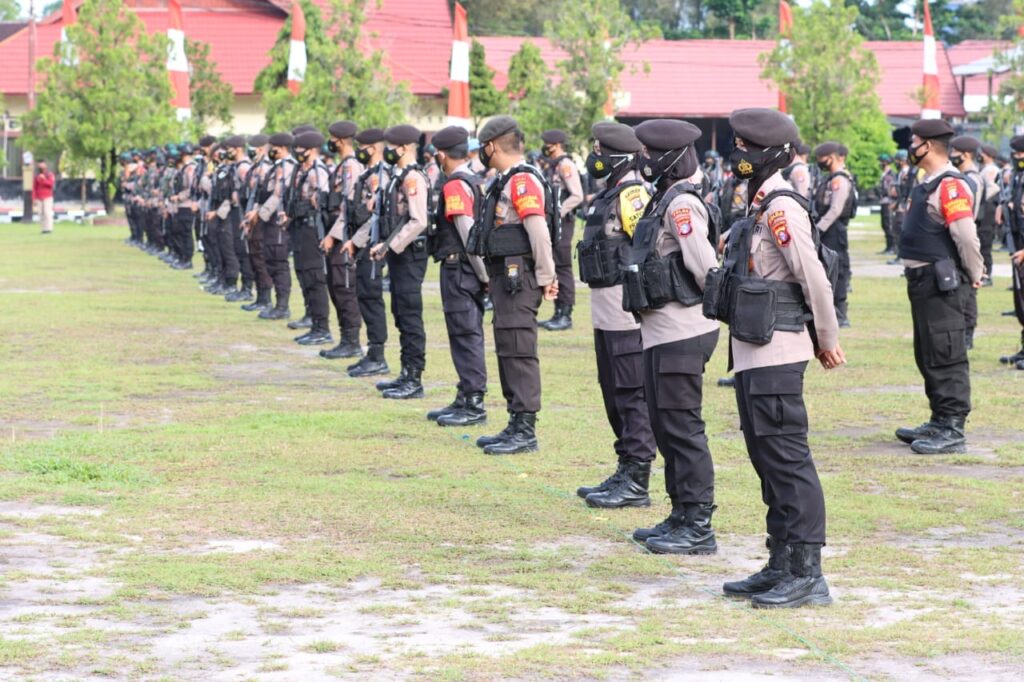 Foto suasana Apel Personel Ditsamapta dan Satbrimob