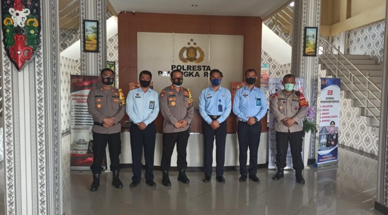 Foto Karutan Kelas IIA saat Kunjungi Polresta Palangka Raya