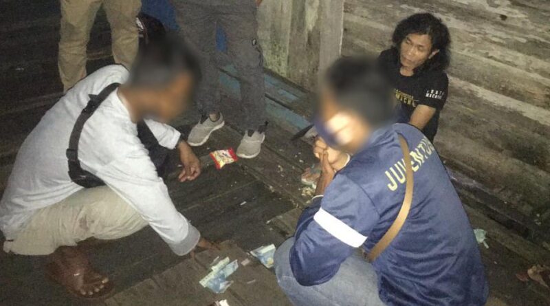 Foto saat peringkusan budak sabu