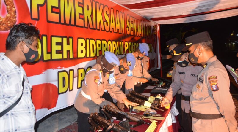 Foto Bidpropam Polda Kalteng Cek Senpi Polres Barito Selatan