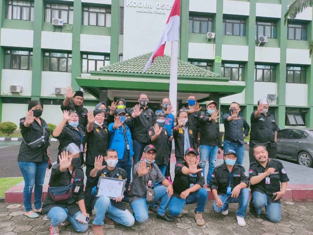 Foto Bersama FWJ Korwil Jakarta dan Fahira Idris