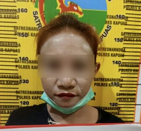 Foto wanita Budak Sabu yang berhasil ditangkap
