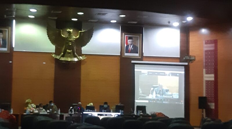 Foto suasana Rapat Paripurna DPRD Sumbar