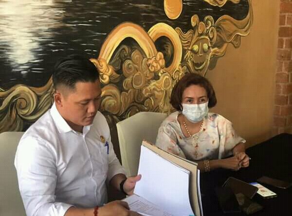 Foto MG dan Penasihat Hukumnya