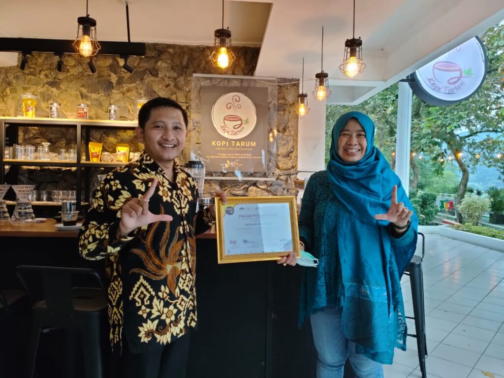 Foto Indriani Widiastuti ( Direktur Pengembangan Bisnis PJT II, Jatiluhur Valley & Resort, Kopi Tarum)