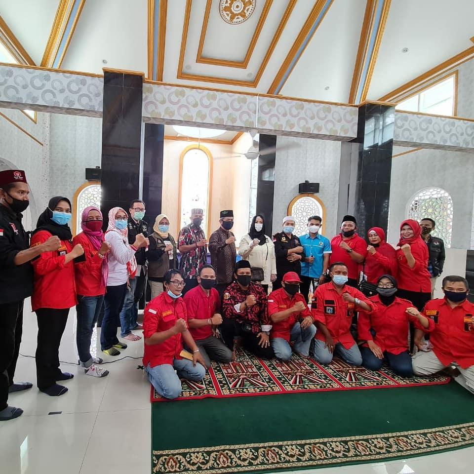 Foto bersama FLO Dki Jakarta saat gelar acara
