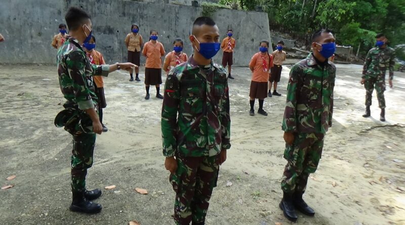 Foto suasana TNI beri materi PBB kepada siswa SMP