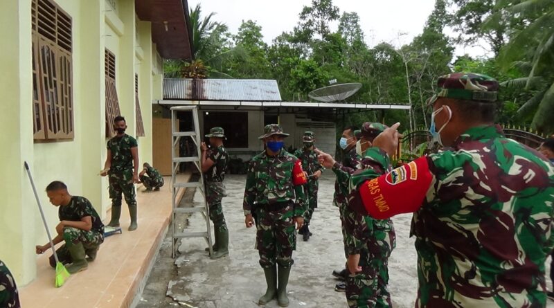 Foto suasana pengecatan rumah ibadah