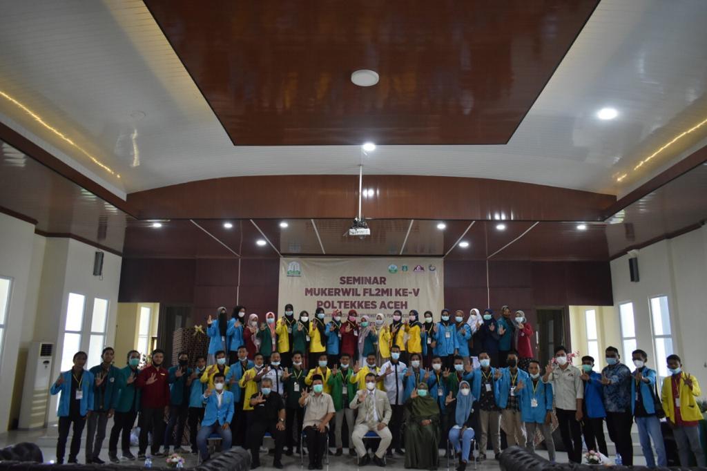 Foto bersama peserta Mukerwil FL2MI Wilayah Aceh V