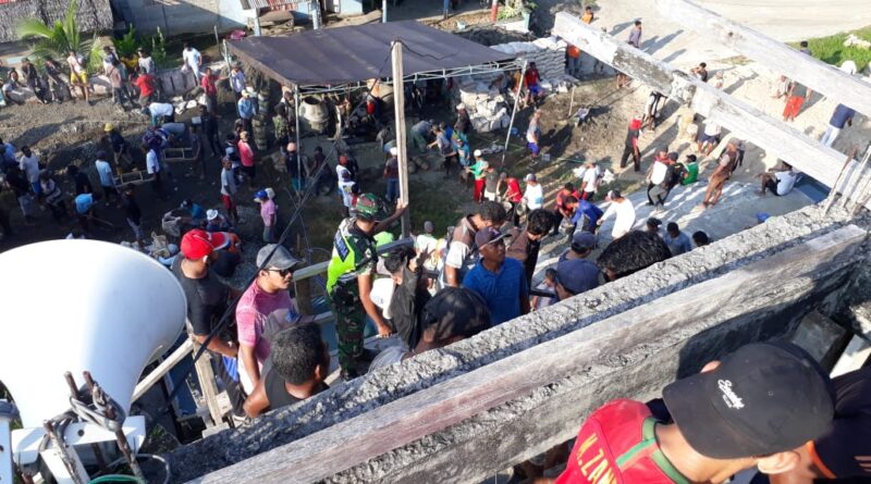 Foto suasana gotong royong yang telah dilaksanakan