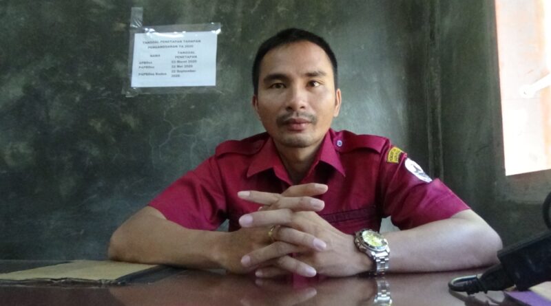 Kepala Desa Nikootano Dao, Wira Zega (Foto: IST)