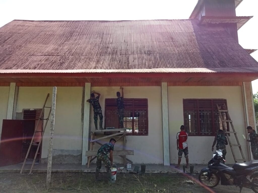 Pengecatan Gereja Jemaat Ulu Bouso (Foto: IST)