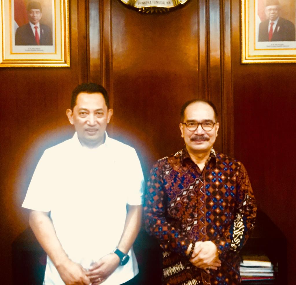 Foto Firman Jaya Daeli (Ketua Dewan Pembina Puspolkam Indonesia)