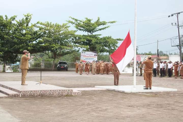 Foto suasana Upacara sekaligus upacara terakhir Bupati dan Wakil bupati Nias Barat periode 2016/2021