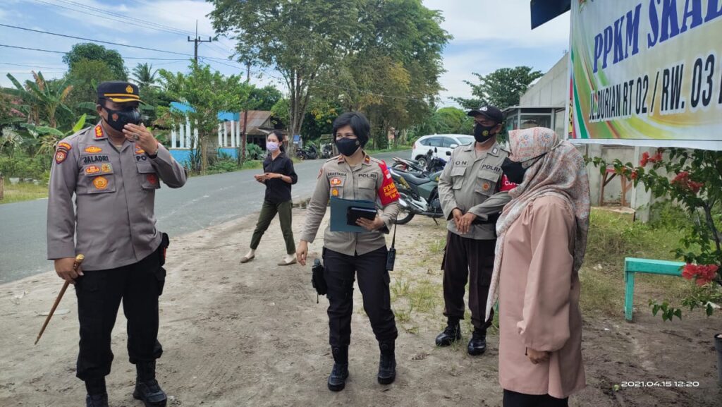 Pengecekan Posko PPKM Skala Mikro oleh Kapolsek Sabangau (Foto: IST)