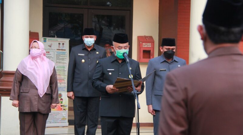 Wali Kota Bekasi Lantik 4 Pejabat Eselon II. (Ist)