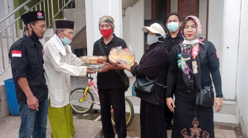 Ormas ikatan keluarga besar Kailolo (IKBK) Adakan Buka Bersama