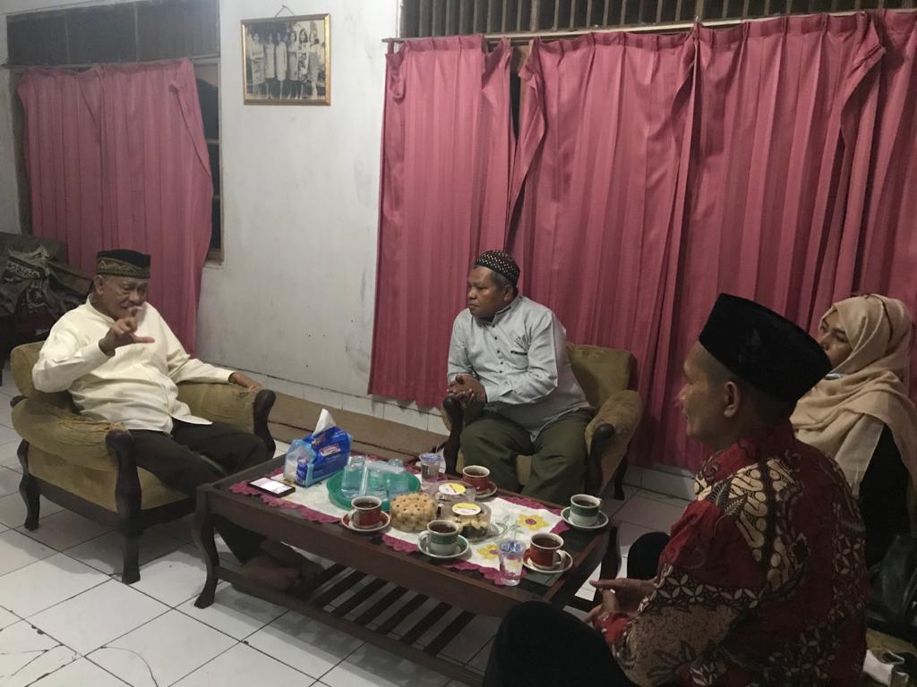 Ketua Umum IKBK Silaturahim ke Rumah Amir Hamzah.