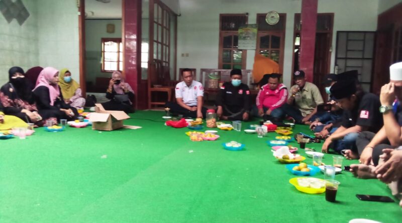 Bang Japar Koncam Cakung Melaksanakan Kegiatan Halal Bihalal