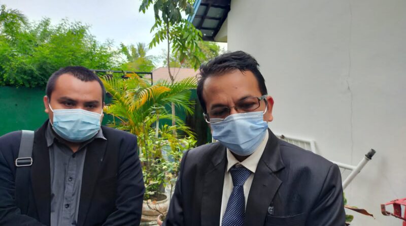 Gazali dan Parlin, Penasihat Hukum H. Asang (Foto: Ist)