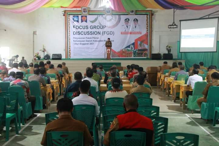 Pembukaan FGD oleh Bupati Nias Barat (Foto: Ist)
