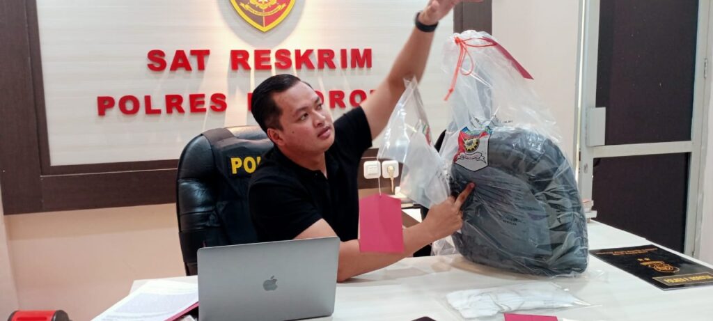 Hutang Kabag Umum Pemda Morotai Berakhir Dengan Tebasan Parang