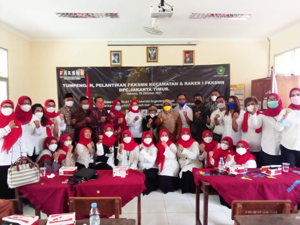 Pelantikan dan Pengukuhan FKKSMN Duren Sawit (Foto: Ist)
