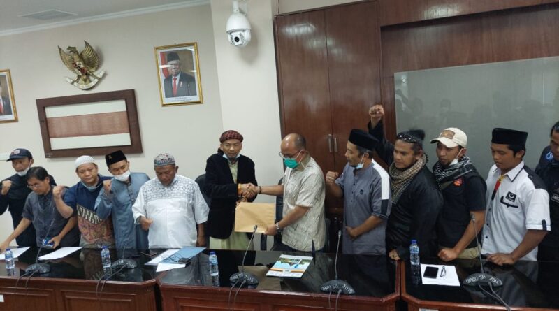 DPRD Sumbar Terima Aspirasi Ormas dan Tokoh Sumbar (Foto: Ist)