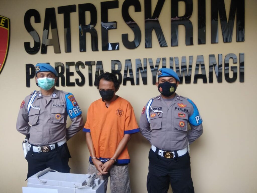 Satreskrim Polresta Banyuwangi Ringkus Spesialis Pencuri Baterai Tower, Jumat 12 November 2021