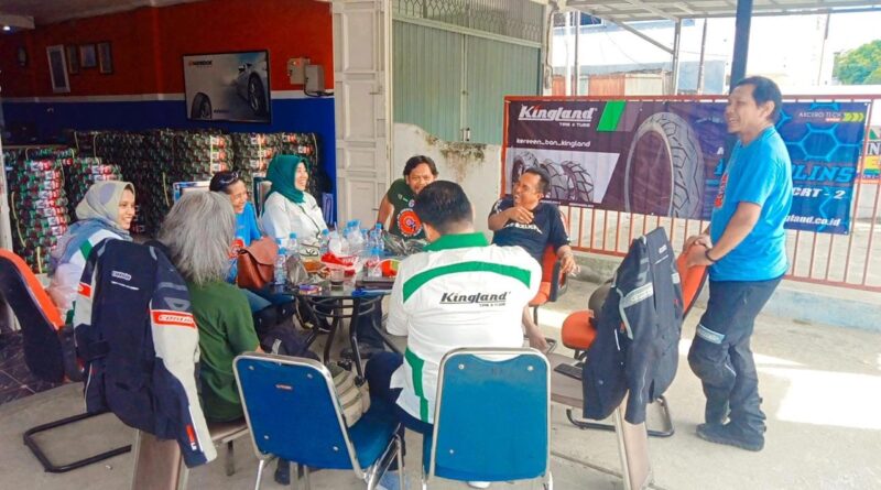 Penyambutan JPW oleh Ketua FWP-SB (Foto: Ist)