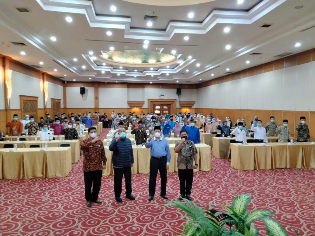 Sinergi antara Pemprov Sumbar dengan Ustadz dan Muballigh dalam Sosialisasi Vaksin (Foto: Ist)