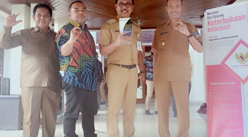 Foto Kabupaten Solok Selatan (Solsel) dapat penghargaan,