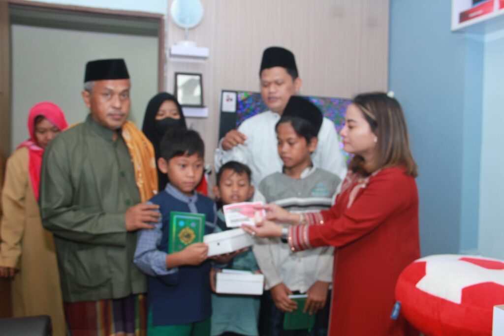 Kartika Oman Gelar Sykuran dan Santunan Anak Yatim (Foto: Ist)