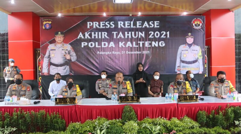 Press Release Akhir Tahun 2021 di Polda Kalimantan Tengah, Jum'at 31/12/2021 (Foto: IST)